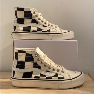 Checkerboard Sk8-Hi